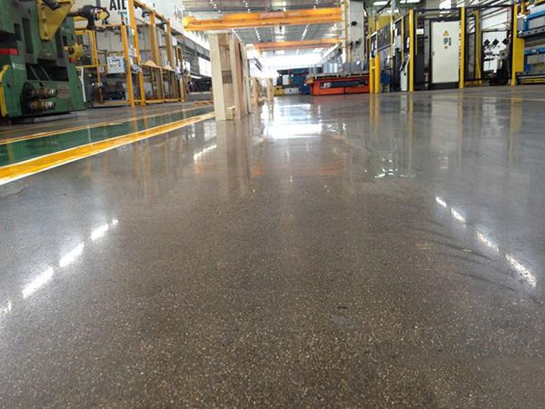 環(huán)氧地坪PK密封固化劑地坪，哪個(gè)你更喜歡？