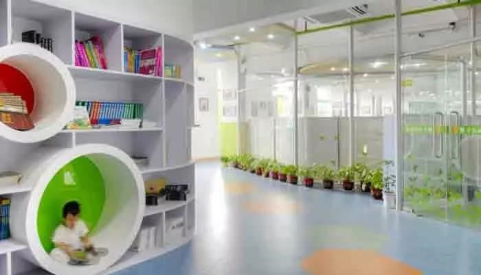 環(huán)氧地坪漆施工廠家是這樣“玩轉(zhuǎn)”兒童圖書(shū)館的