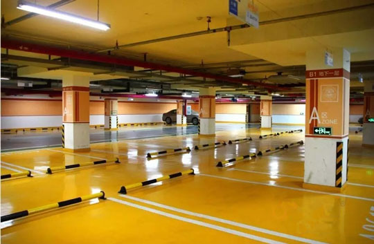 停車場地坪漆施工后出現(xiàn)色差的因素？