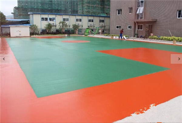 傾盆大雨來襲，丙烯酸球場地坪是如何從容面對？